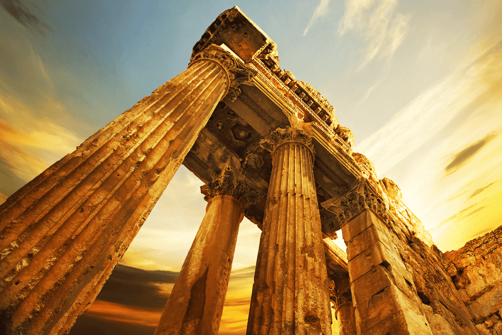 Image of Roman columns in Baalbek, Lebanon